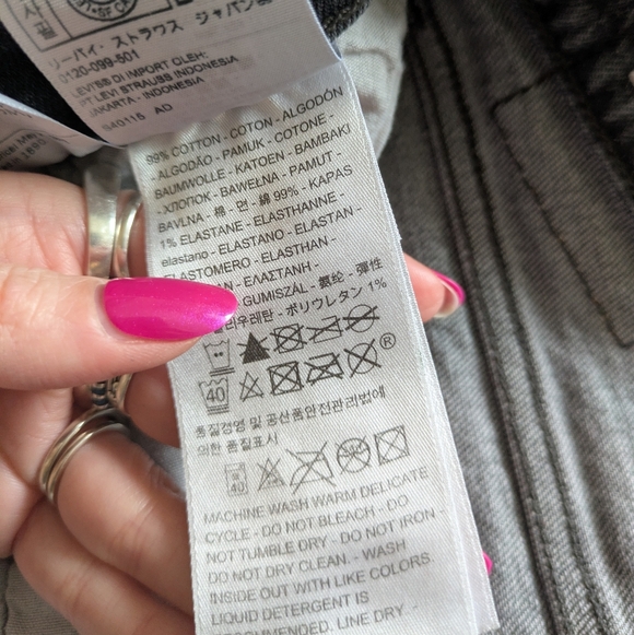 Levi's Rhinestone Hi-Rise Straight Leg Grey Jeans Sz 26 - Picture 7 of 16